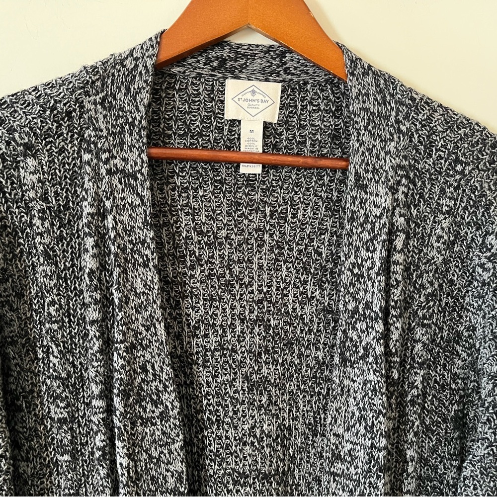 St. John’s Bay Charcoal long Knit Open Cardigan Women’s Size Medium - Picture 6 of 15